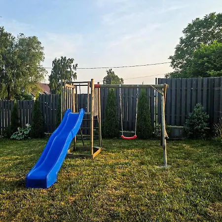 Fale I Pola Caloroczny W Spokojnej Okolicy *